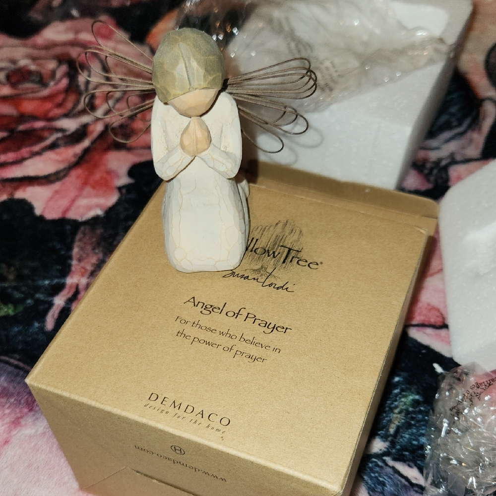 Willow Tree Praying Angel Figurine in Cream and Tan
